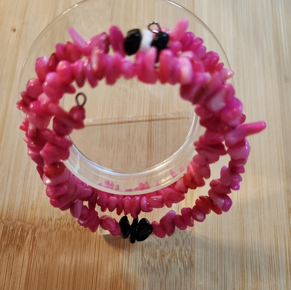 Hand Crafted Pink Beaded Necklace, Bracelet, and Earrings Set White Black Accent - Picture 9 of 11